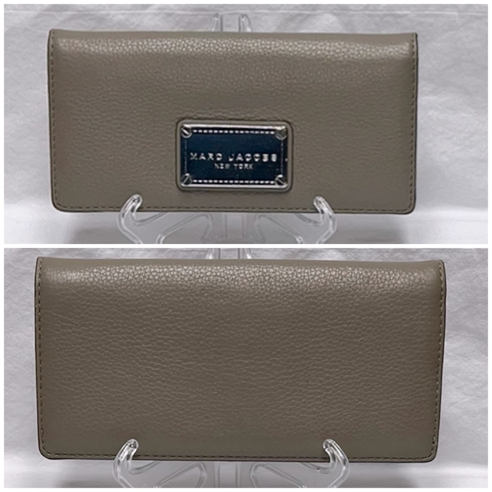 Slim Snap Wallet